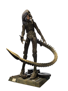 Figurine Alien de 42"